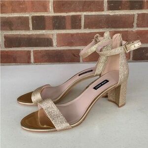 Nine West Pruce Gold Glittered Open Toe Ankle Strap Sandals Women's Size US 10.5